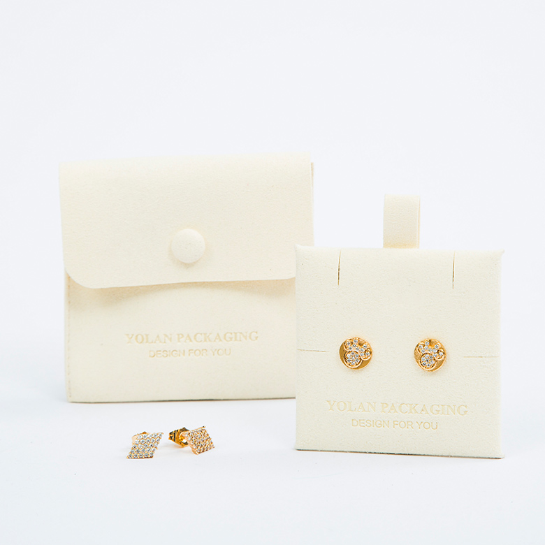 ¿Por qué prestar atención a la combinación de colores al personalizar cajas de cartón?